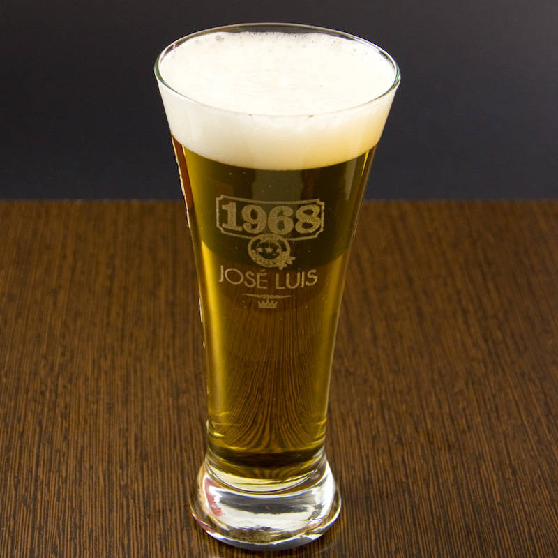 Regalos personalizados: Cristalería personalizada: Copa de cerveza año de nacimiento