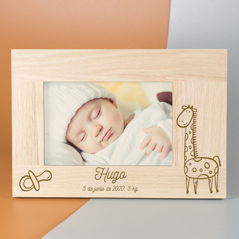 Regalos personalizados: Diseño y decoración: Marco de madera personalizado para nacimiento