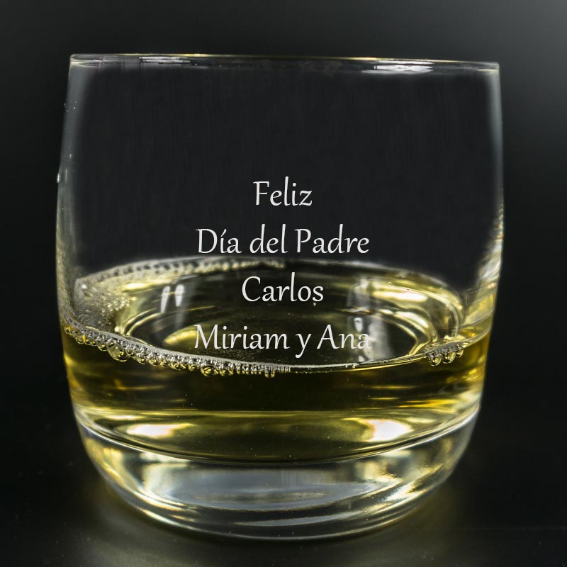 Regalos personalizados: Cristalería personalizada: Vaso de Whisky grabado con texto 