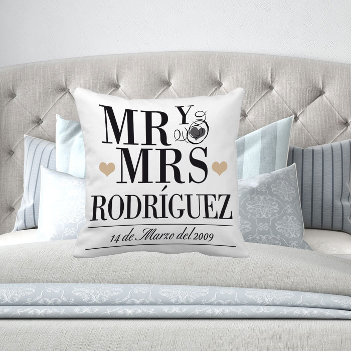 Regalos personalizados: Diseño y decoración: Cojín personalizado Mr y Mrs