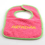 Babero guarder�a personalizado