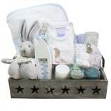 Regalos Ropa ni�os y beb�s bordada: Canastilla ba�o nacimiento personalizada