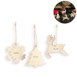 Adornos navideños de madera grabados