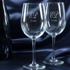 Copas de vino con iniciales grabadas Copas de vino con iniciales grabadas