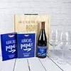 Con copas de vino