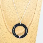 Colgante ficha de plata con Swarovski