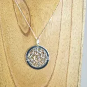 Colgante de plata roset&oacute;n personalizado