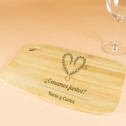 Tabla de madera grabada con corazón