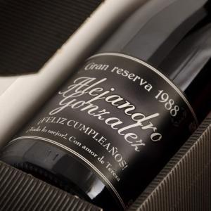 Botella de vino etiqueta Gran reserva