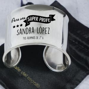 Brazalete de plata personalizado para Súper Profe