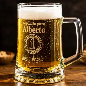 Jarra de cerveza con medalla al mejor padre