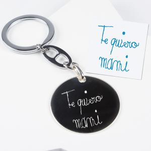 Llavero de plata con tu letra grabado