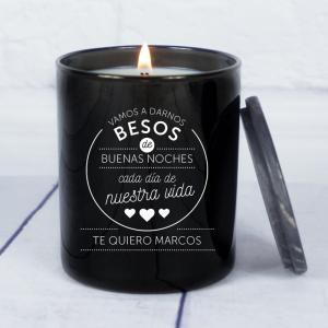 Vela grabada para enamorados