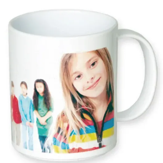 Taza blanca personalizada con foto (Foto de catálogo)