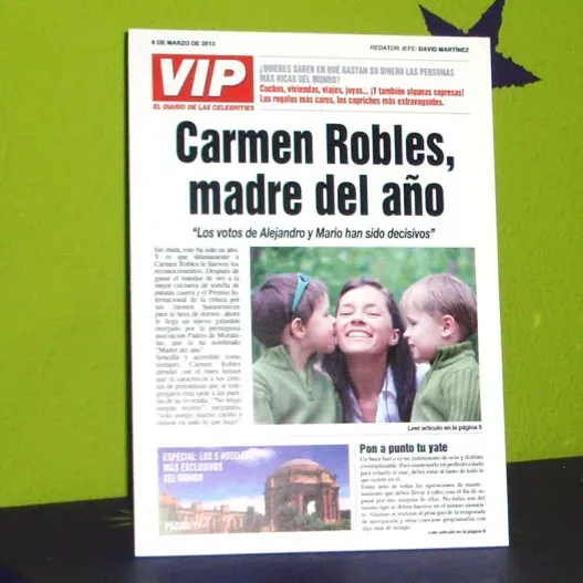Falsa portada de peri&oacute;dico para ella (Foto de catálogo)