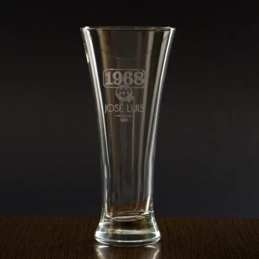 Copa de cerveza a&ntilde;o de nacimiento (Vista alternativa)