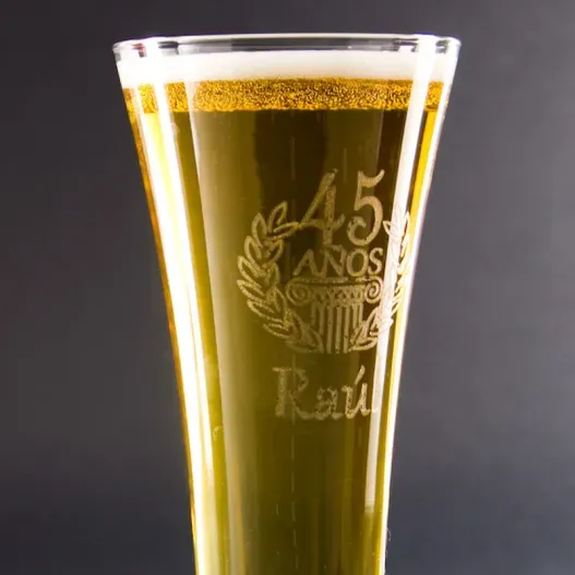 Copa de cerveza grabada para cumplea&ntilde;os (Idea de regalo original)