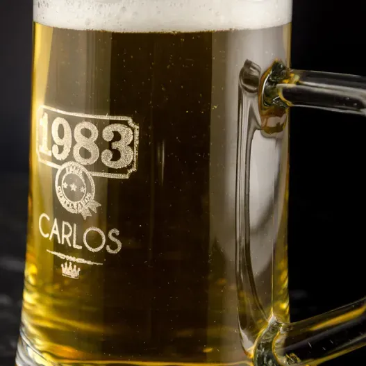 Jarra de cerveza a&ntilde;o de nacimiento (Vista alternativa)