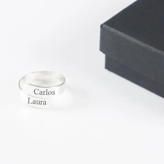 Anillo de plata personalizado (Vista alternativa)