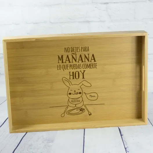 Bandeja divertida con nombre grabado (Idea de regalo original)