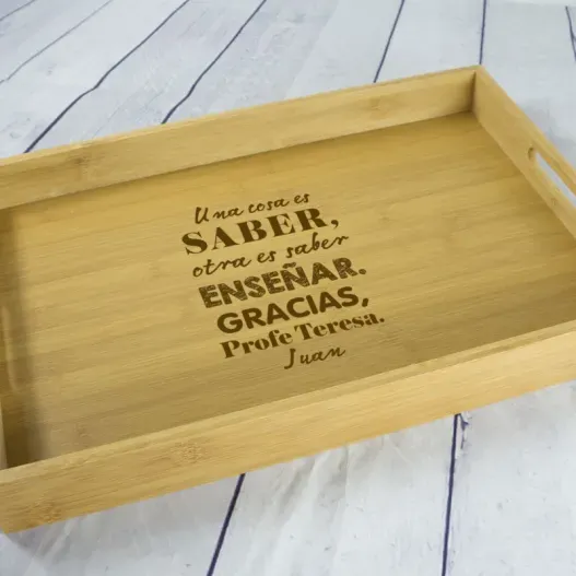 Bandeja personalizada 'Saber ense&ntilde;ar' (Detalle de presentación)