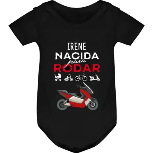 Body o camiseta personalizada 'Nacido para rodar' (Detalle de presentación)