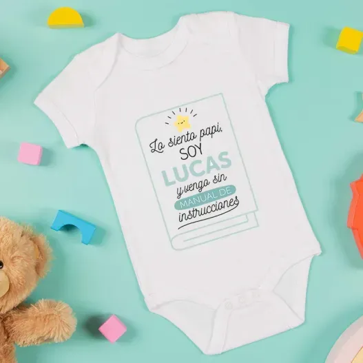 Body personalizado 'Vengo sin instrucciones' (Detalle de presentación)