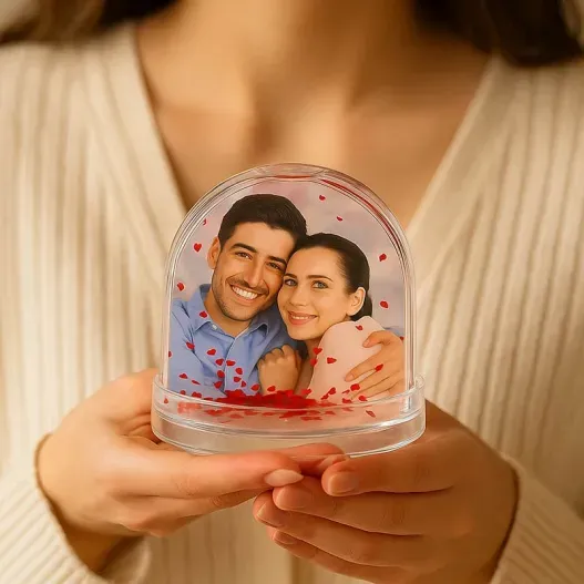 Bola de nieve personalizada corazones rojos (Idea de regalo original)