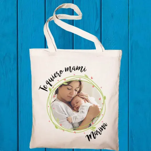 Bolsa tote personalizada 'Te quiero mami' (Detalle de presentación)