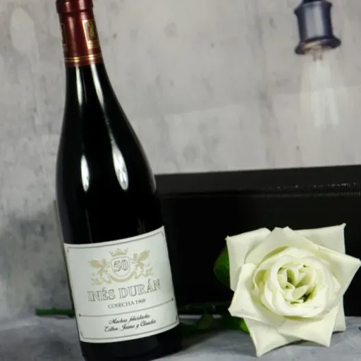 Botella de vino para 50 cumplea&ntilde;os (Idea de regalo original)