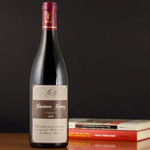 Botella de vino con etiqueta cumplea&ntilde;os (Vista alternativa)