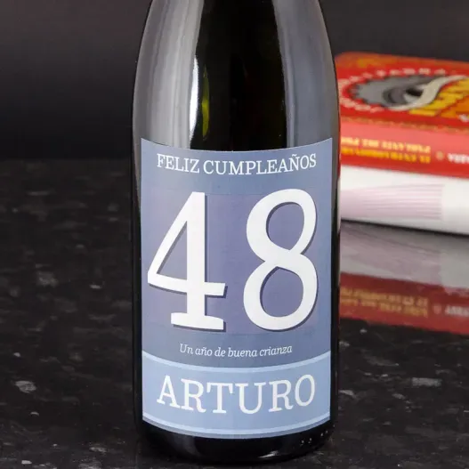 Botella de vino especial cumplea&ntilde;os (Idea de regalo original)