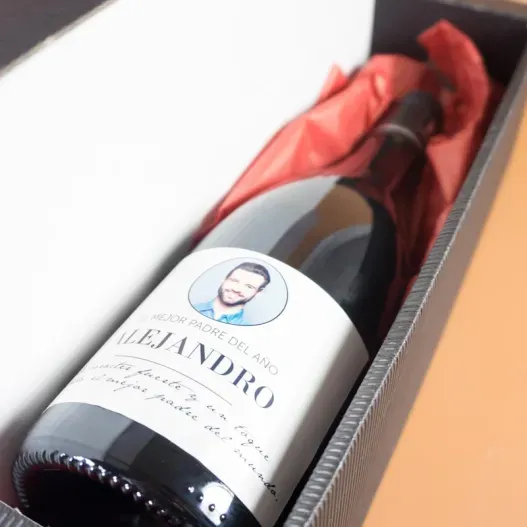 Botella de vino personalizada elegante con foto (Vista alternativa)