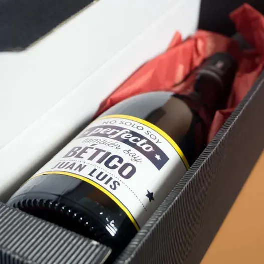 Botella de vino personalizada 'No solo soy perfecto' (Idea de regalo original)