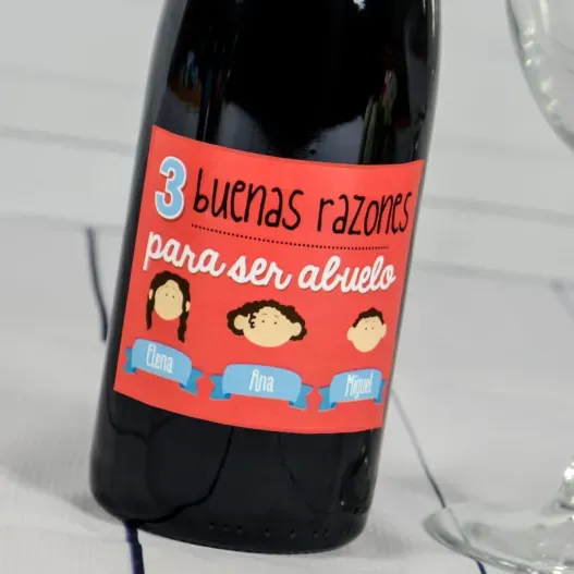 Botella de vino razones para ser abuelo (Vista alternativa)