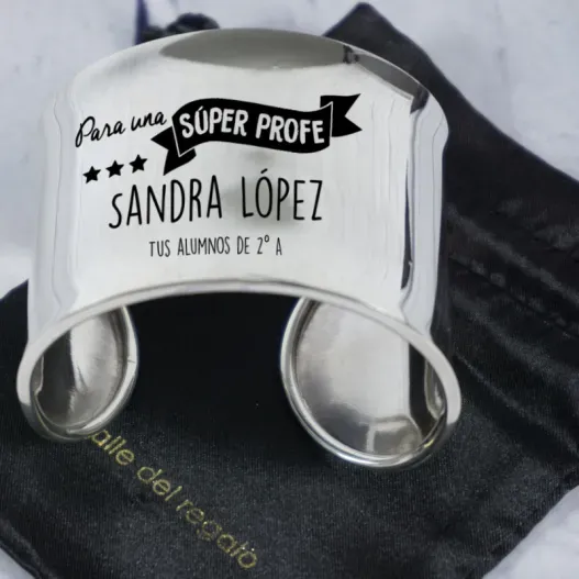 Brazalete de plata personalizado para S&uacute;per Profe