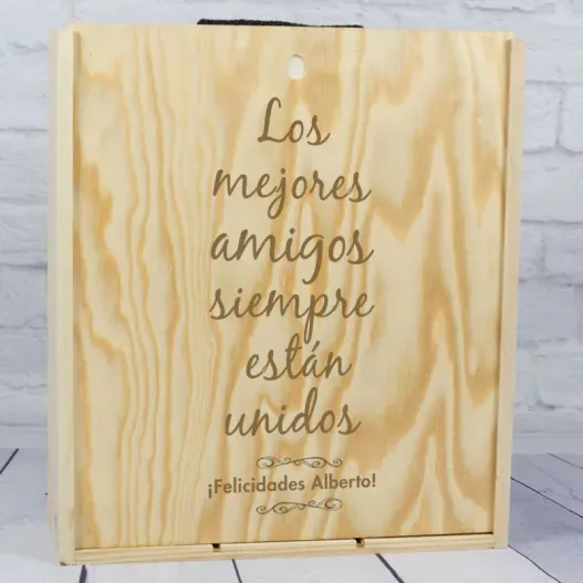 Caja botella de vino con texto grabado (Vista alternativa)