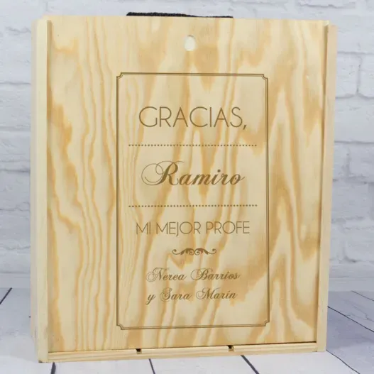 Caja botella de vino Gracias profe (Detalle de presentación)