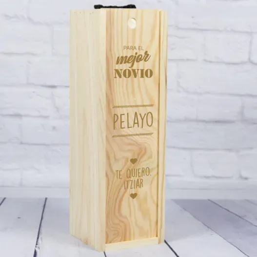 Caja botella de vino para el mejor novio (Detalle de presentación)
