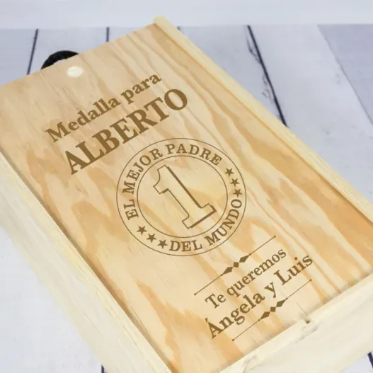 Caja botella de vino para el mejor padre (Detalle de presentación)