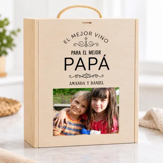 Caja de madera personalizada familiar con vino Cune y copa (Foto de catálogo)