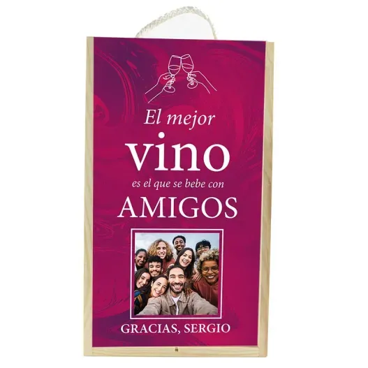 Caja vino personalizada 'Los Amigos' (Vista alternativa)