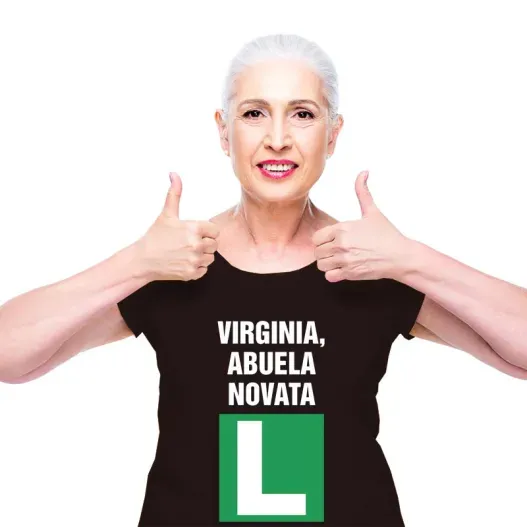 Camiseta abuela novata personalizada (Vista alternativa)