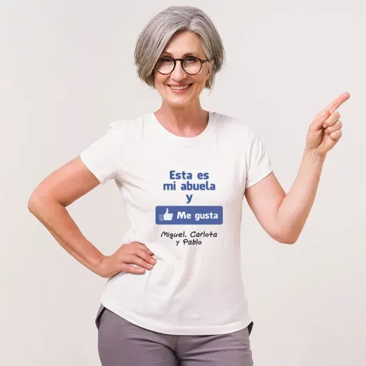 Camiseta me gusta mi abuela personalizada