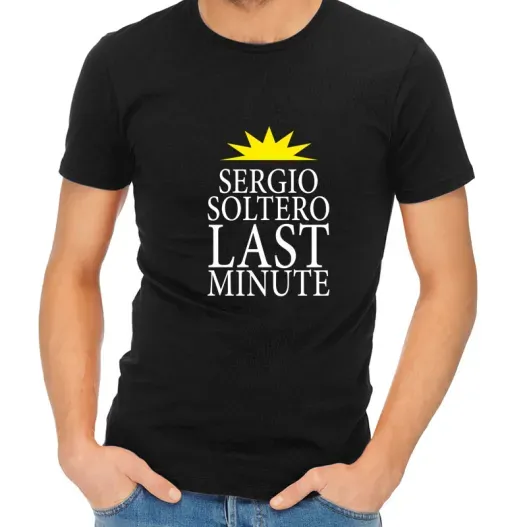 Camiseta soltero last minute personalizada (Detalle de presentación)