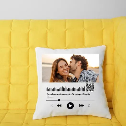 Canci&oacute;n personalizada en coj&iacute;n (Foto de catálogo)