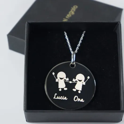 Colgante de plata alban personalizado (Detalle de presentación)