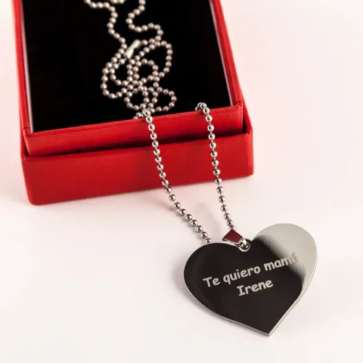 Colgante coraz&oacute;n con foto grabada (Foto de catálogo)