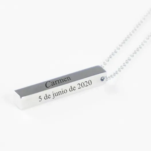 Colgante de plata barra vertical grabada (Idea de regalo original)