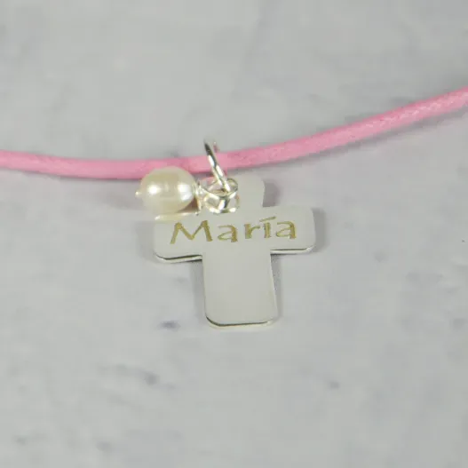 Colgante personalizado cruz de plata (Vista alternativa)